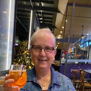 Meet your Posher, Jenny